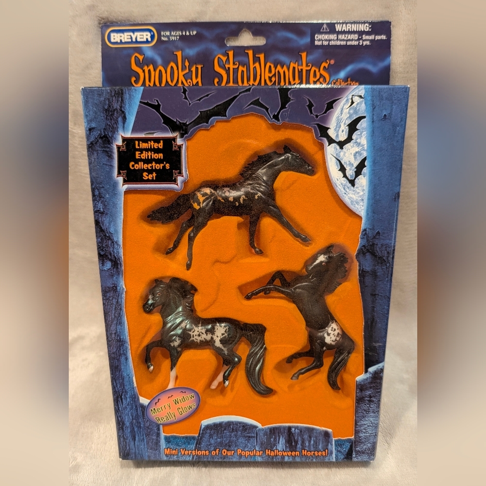 Breyer Spooky Stablemates Collection